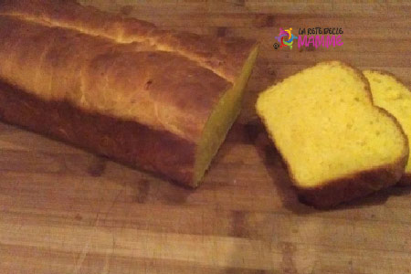 Pane con zucca gialla